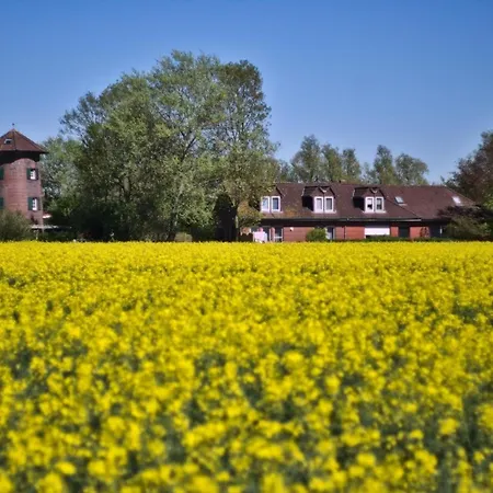 In Pilsum Mit Grossem Garten * Krummhoern