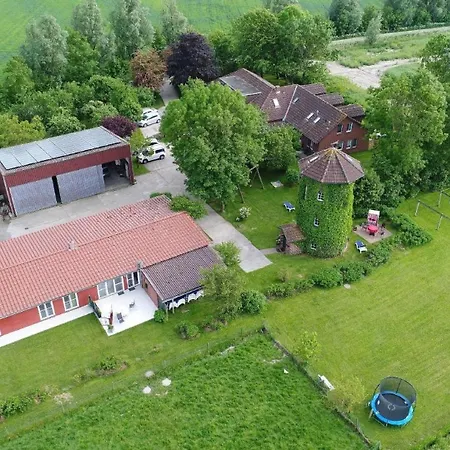 In Pilsum Mit Grossem Garten * Krummhoern